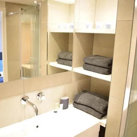 Singel Konukevi 4*