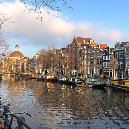 Singel Gæstehus 4*