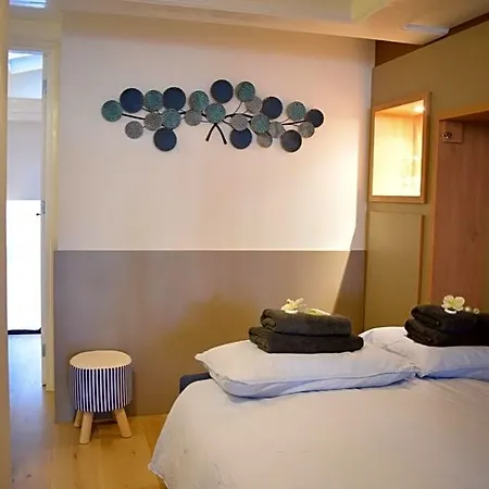 Singel 4*
