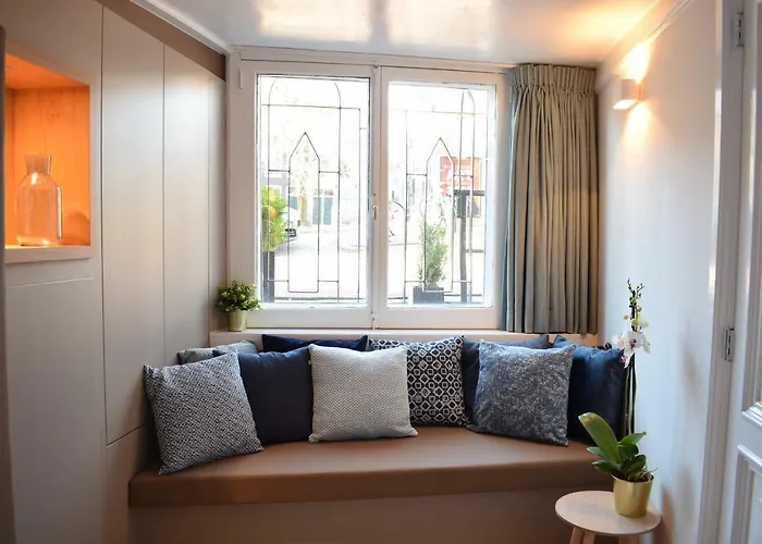 Guest house Singel 4*